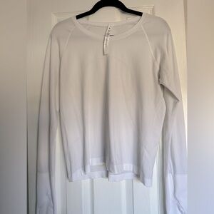 Lululemon swiftly top